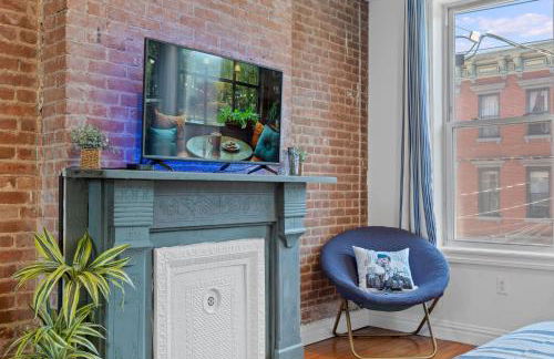 Large Home - Great Location - 15 Minutes to NYC - Foto 31