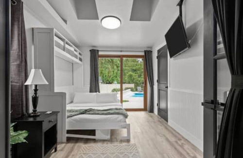 Relax! Pool/HotTub/TheaterRoom/Sleeps 15! - Foto 16