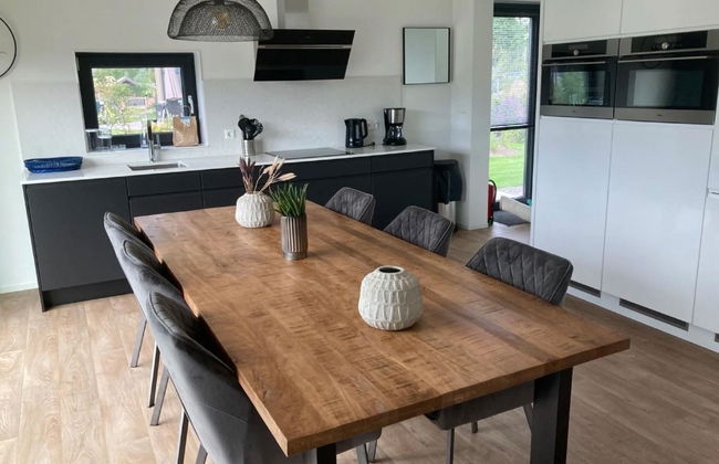 2 bedroom House in Biddinghuizen with swimming pool and terrace - Photo 2