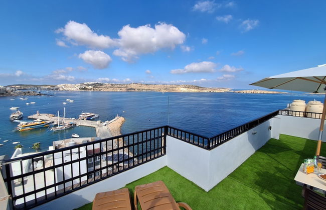 Islet Promenade Studio with Hot Tub and Panoramic Sea Views by GetawaysMalta - Foto 19