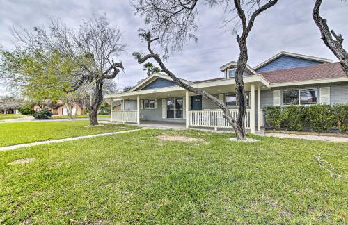 Patio and Grill Spacious Gem Near Gulf Coast! - Foto 34