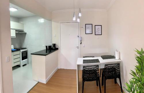 205- Apartamento 1 quarto suite, Encantador, amplo e decorado, mobiliario moderno, cozinha completa com utensílios , Excelente vista da cidade e localização privelegiada no bairro Bigorrilho , - Photo 10