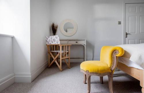 Luxurious Manor House with Sea Views - Sleeps 10 - Photo 37