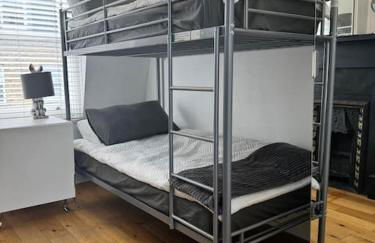 The Turret - Photo 11