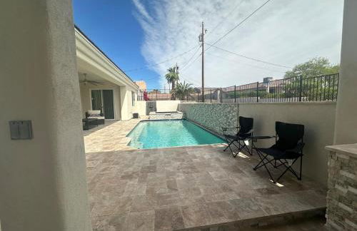 Beautiful New construction home - New Pool & Spa! - Foto 19