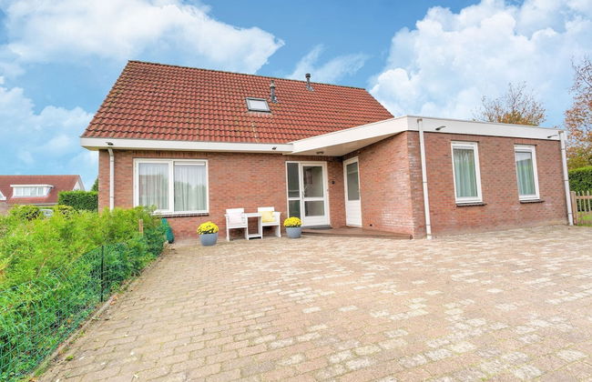 Captivating Holiday Home in Zeewolde near Forest - Foto 37