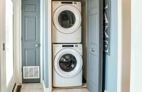 Lakefront Private Dock Pet Friendly Fire Pit - Foto 24