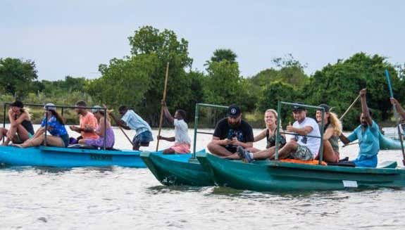 Pottuvil Lagoon Mangroves Private Boat Trip - Foto 1