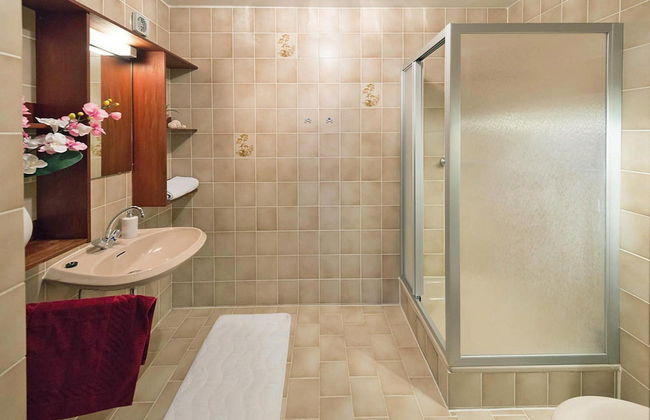 Apartment in Neuschonau Near Tree Tower - Photo 12