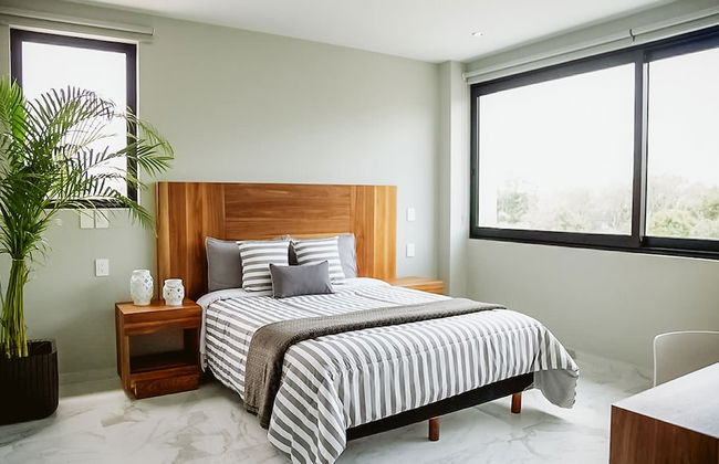 Level luxury condos - Photo 11