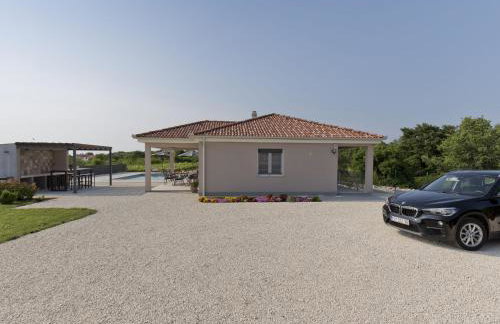 Villa in Kanfanar With Swimming Pool - Foto 52