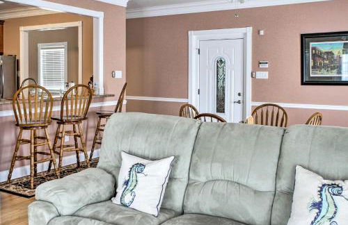 Waterfront NOLA Villa 23 Mi to French Quarter! - Foto 5