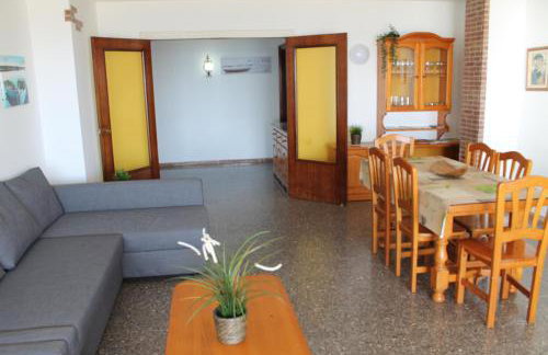 Piso Jover alojamiento en primera línea del Mar !! - Foto 17