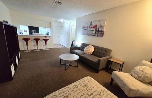2 bed 2 bath downtown vegas near the strip - Foto 19