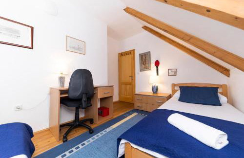 SPA HOLIDAY HOUSE REŽEK - Lovinac - Foto 39