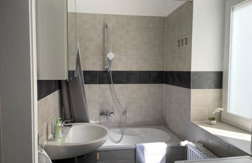 LUCKY STAYS LS03 - Vollausstattung - Zentrum - Aufzug - große Küche - 2 Zimmer - Smart-TV - Foto 29