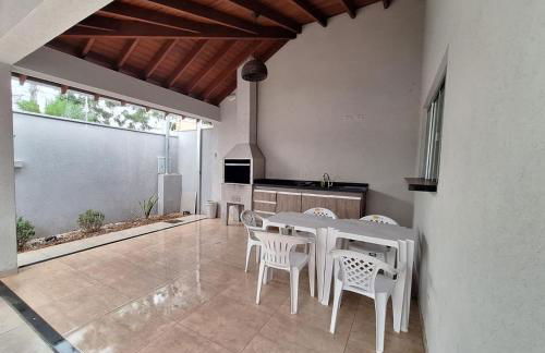 Excelente custo beneficio - casa 3 quartos com ar - Foto 2