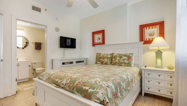 Spectacular End Unit With Amazing Views and Amenities - Foto 4, Habitación