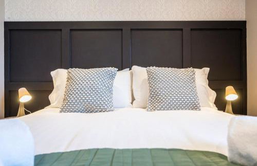 Superb 2BR 2Bath with parking - Foto 16