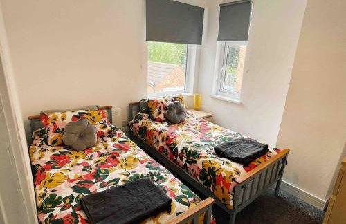 Modern, renovated 3 bed home near railway station - Foto 6