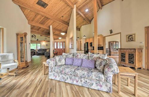 Walk to Ocean Home with Hot Tub in South Beach! - Foto 8