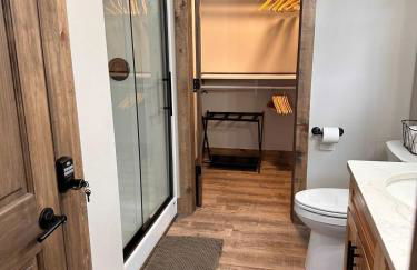 Sunset Serenity 5 Bedroom, Private Lake, Hot Tub - Foto 34