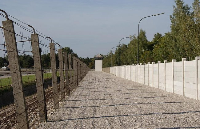 Tour privado al campo de concentración de Dachau desde Múnich con conductor/guía - Foto 3