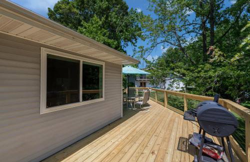 Waterfront 3BR Loft w Dock on Lake of Egypt - Foto 43