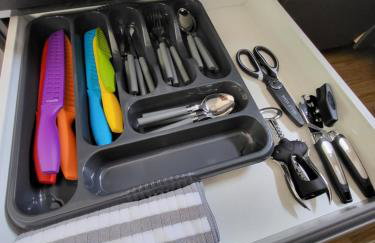 Sands House - luxury modern studios with secure parking in Epsom, Surrey - Photo 17