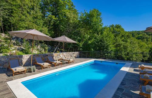 Familija Lovrinovi Retreat with Shared Pool - Foto 16