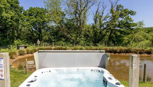 Saffron Lodge, 24 Roadford Lake Lodges - Foto 2