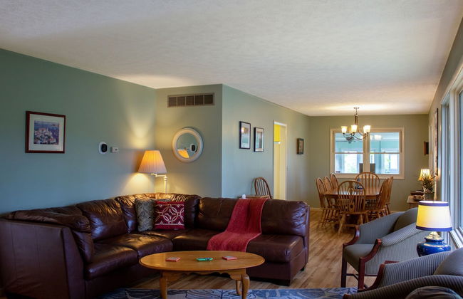 Huge Manor w Indoor Hot Tub and Pool Table - Foto 17