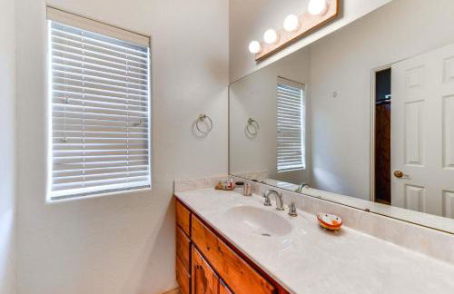 4 Mi to San Tan Mtn Trails Arizona Studio! - Photo 18