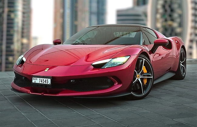 Noleggio Supercar a Dubai Ferrari 296 GTB - Foto 1