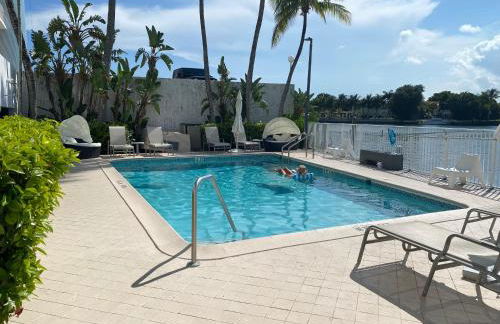 OCEAN BAY VIEWS 2Bdr 2Bath BEACH CONDO PARKING - Photo 33