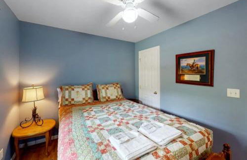 The Loose Moose with a private hot tub - Foto 11