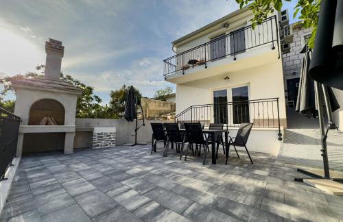 Holiday Home Vrkic with Hot Tub - Photo 44