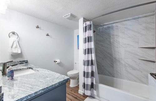 Modern, Rustic 2 Bed 1 bath 6 blocks from Mayo - Foto 13