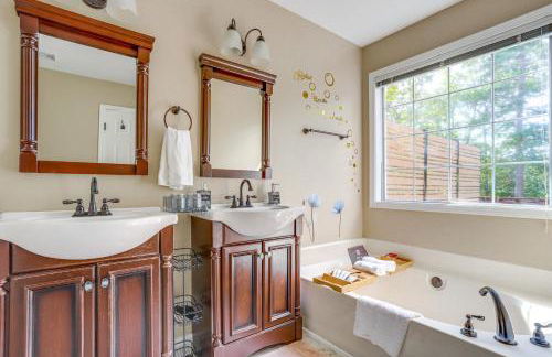 Lakefront Home with Private Boat Dock on Lake Lanier - Photo 13