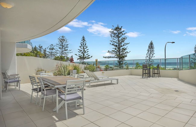 Reflection on the Sea - Foto 70