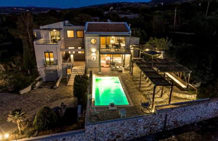 Villa Serenity - With Private Heated Pool - Foto 2