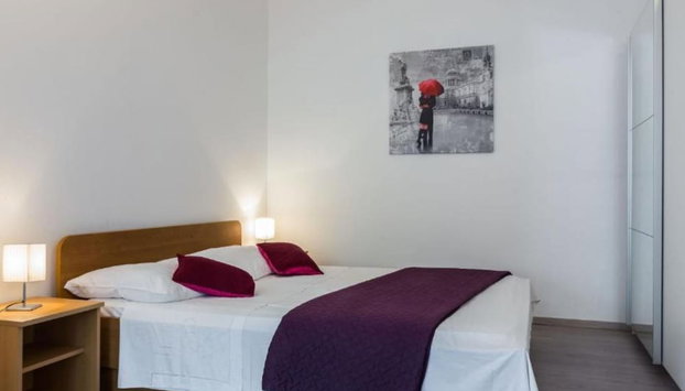 Relaxing Stay in Podstrana Apartments With Garden - Foto 5, Habitación