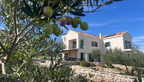 Villa Luisa Pucisca - 2 Häuser, 6 Schlafzimmer Insel Brac - Pool, Grill, Kamin, Tischtennis, Boccia - Foto 4