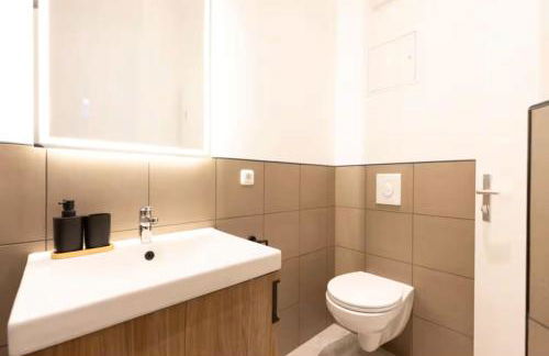 Jomi Stays Berlin - Kudamm - Foto 23