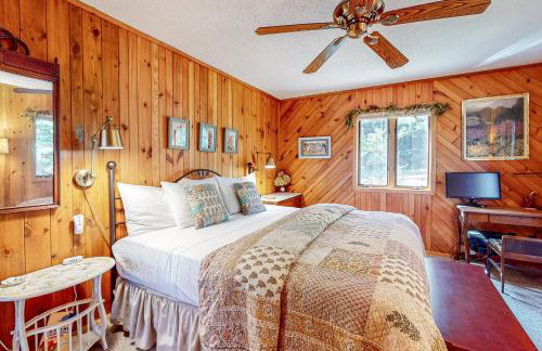 Two Sisters Lakeside - Photo 14