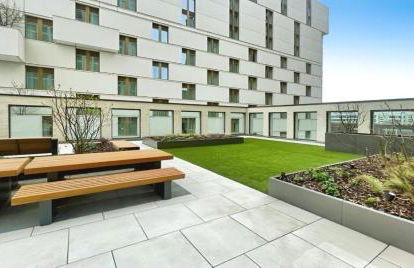 Villa Amalfi 2BR Urban Retreat - Foto 18