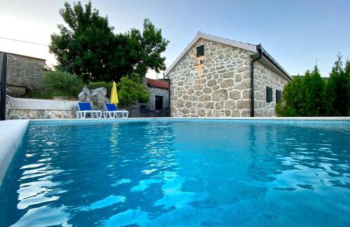 Jukini Dvori Villa with a view of the Green lake - Foto 7