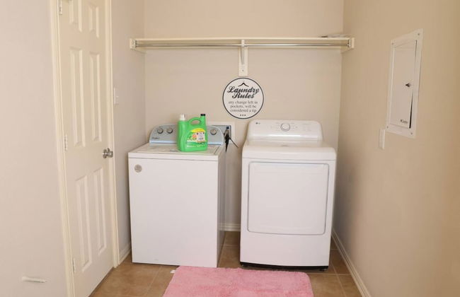 Homify360 5BR Home With Game Room Media Room - Foto 14