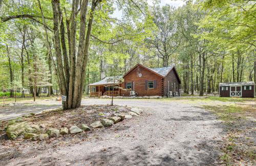 Long Pond Log Cabin with Hot Tub Soaks and Outdoor Fun - Foto 26