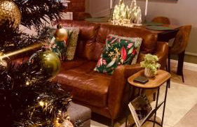 The Fifth Quarters, Grade II Listed Apartment, The Lace Market, NG1, City Centre, Nottingham, Sleeps 4 - Photo 44